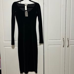 NWT Aritzia Wilfred Free Anouck Dress Black Velvet S